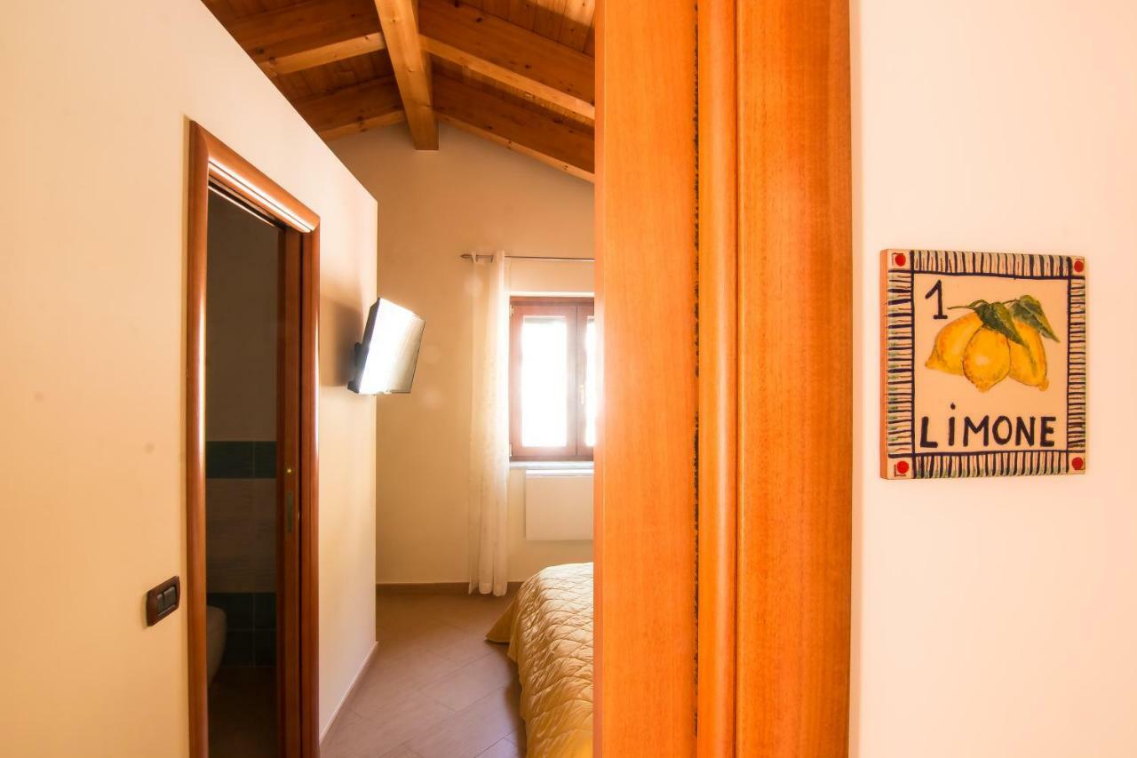 B&B Sotto Un Tetto チェターラ エクステリア 写真